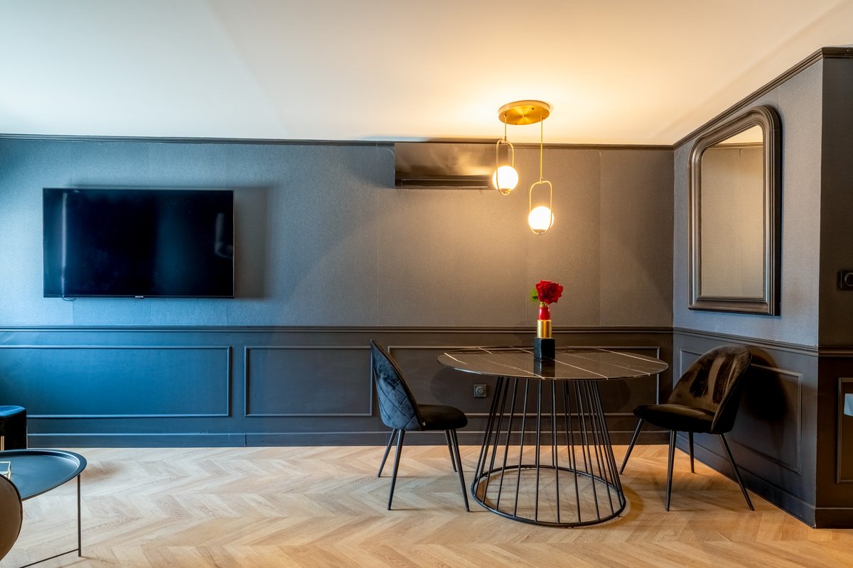Suites Tentation, Balnéo & Sauna à Sorgues (5)