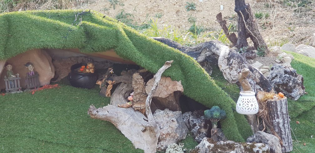 Hébergement AbracadaRoom : La Chaumière magique des Elfes et son escape game - Image 36