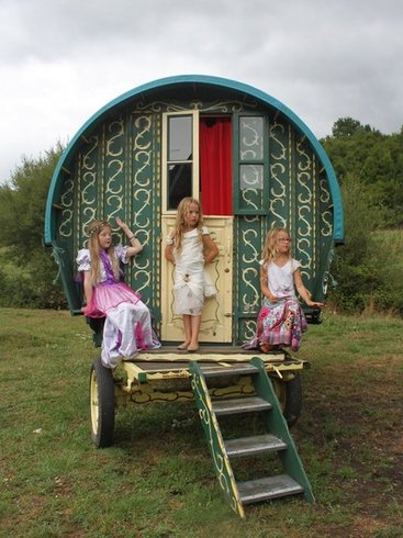 Domaine AbracadaRoom : La Maison du Bonheur - Image 3