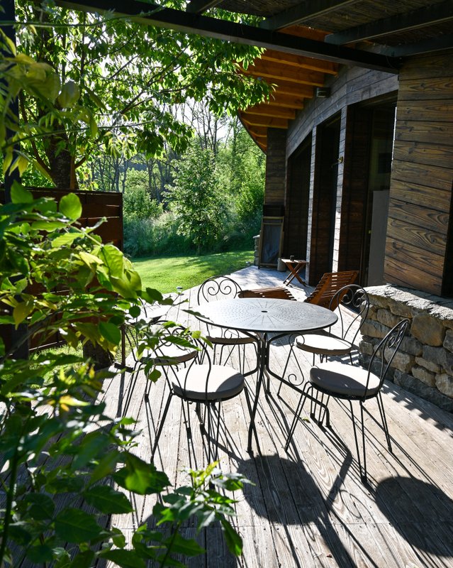 La Bulle de pierre & Spa à Queyrieres (7)