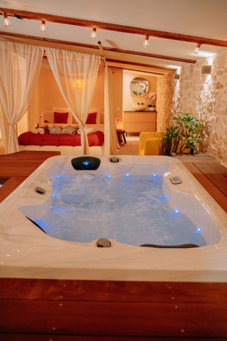 Hébergement AbracadaRoom : Le Baldaquin § SPA § Sauna - Image 12