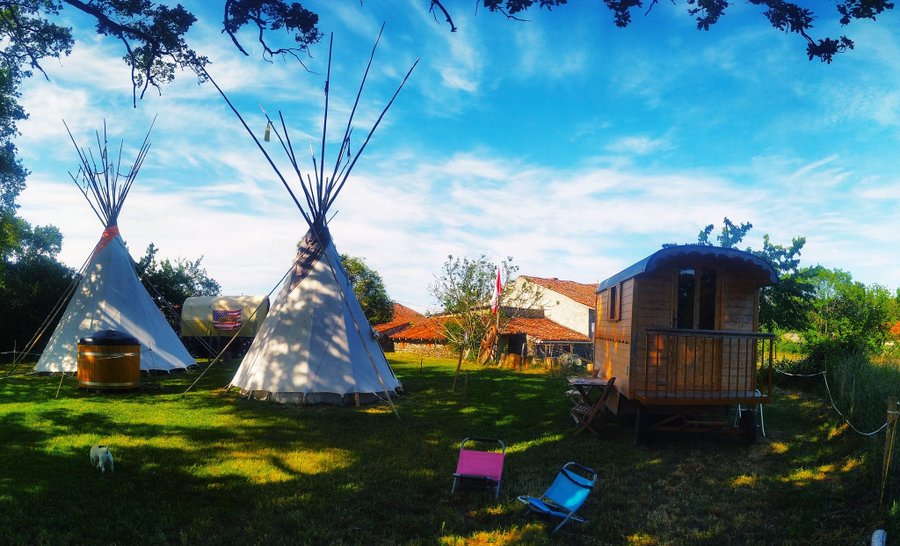 Domaine AbracadaRoom : Clos de l'Isop, le village d'hébergements insolites - Image 6