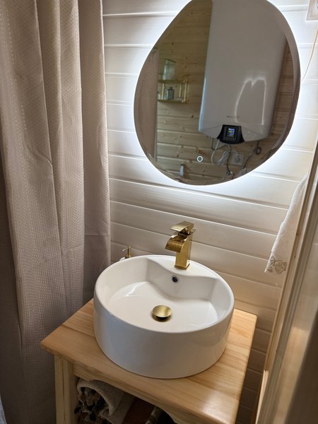 Domaine AbracadaRoom : La roulotte dorée - Image 6