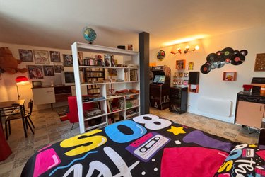 Chambre Vintage Années 80 à Behen (1)