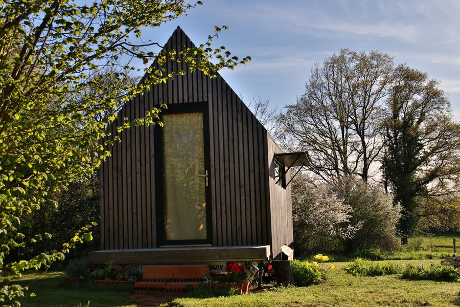 Hébergement AbracadaRoom : Un p'Tiny dans le jardin - Image 9