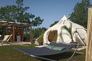 Tente lotus insolite