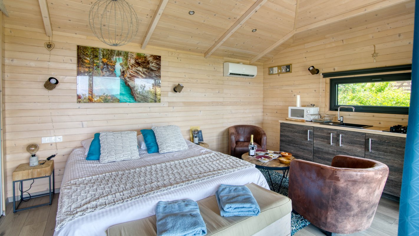 Cabane Spa des Baies Sauvages à Villarzel Du Razès (16)