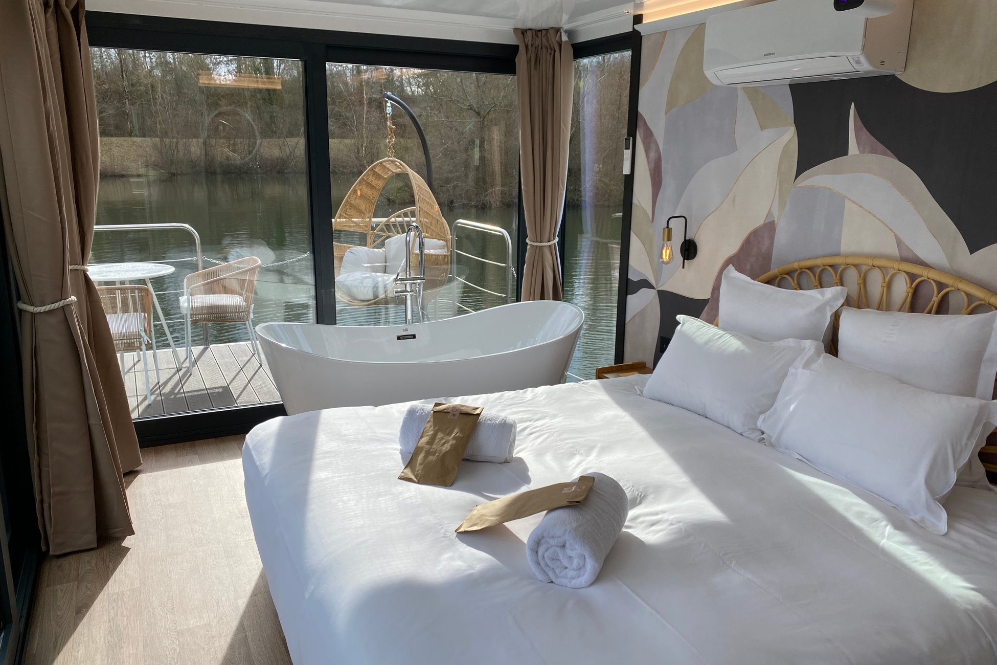 Hébergement UnicStay : Reflet d'Amour & Balnéo à Saint Fargeau Ponthierry