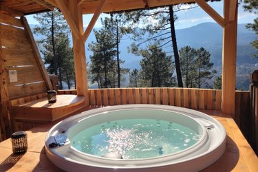 La cabane & spa / sauna L'Eden à Les Salelles (2)