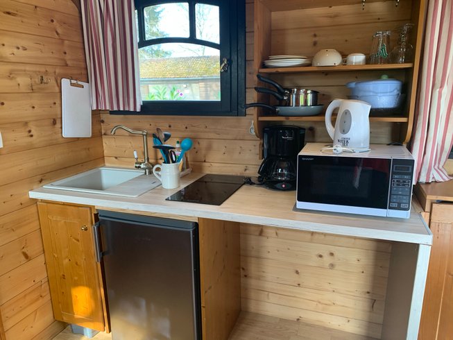 Hébergement AbracadaRoom : La Roulotte bohème pour 3 personnes - Image 8