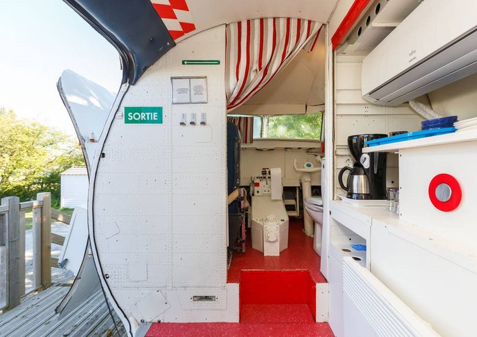 Hébergement AbracadaRoom : Avion GRUMMAN – 4 places - Image 3