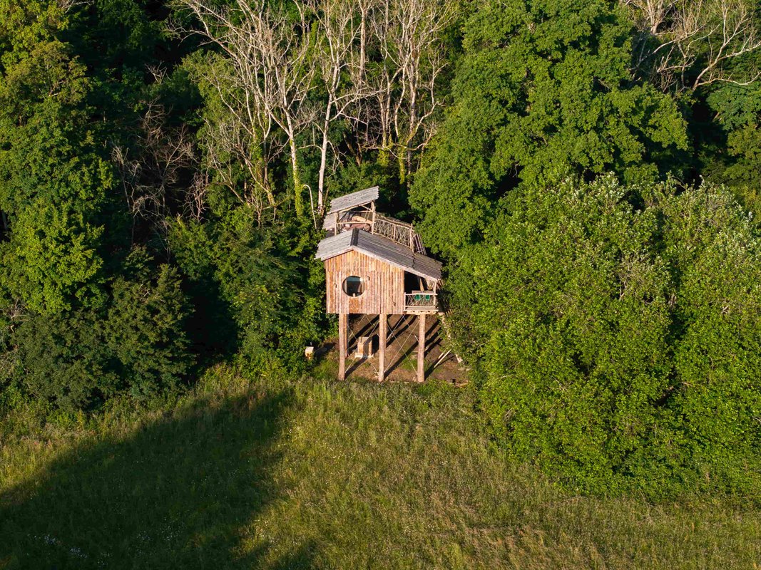 Cabane Spa Septième Ciel à St-Léger-Aux-Bois (1)