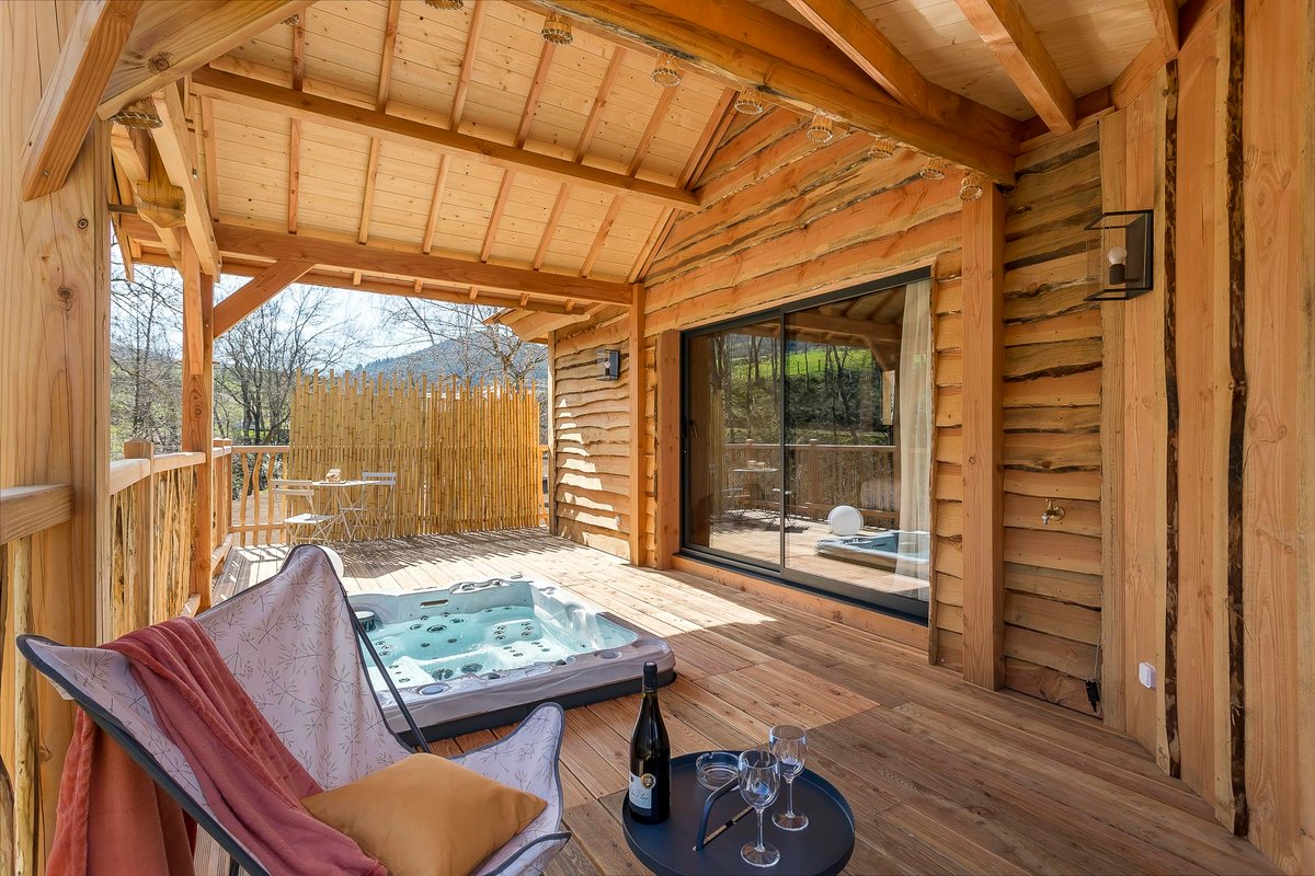 Cabane Verveine & SPA à Satillieu (5)