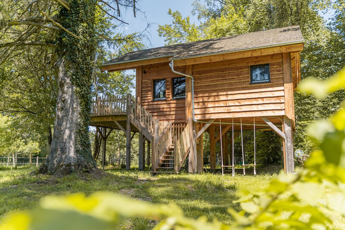 Cabanon Perché  à Château de Memanat à Chavanat (59)