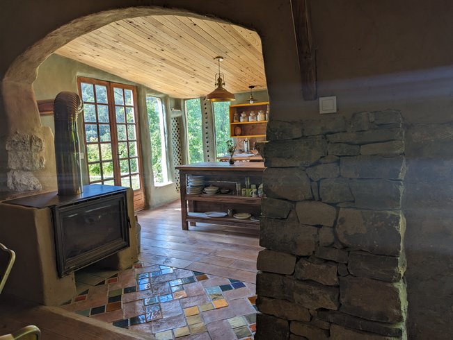 Hébergement AbracadaRoom : Maison organique à la mauvaise herbe - Image 19