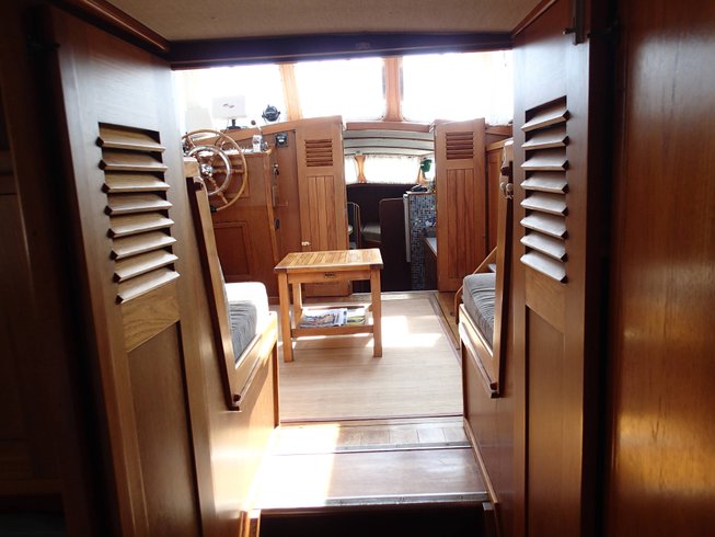 Hébergement AbracadaRoom : Yacht  Time Out, bateau de charme à quai - Image 12