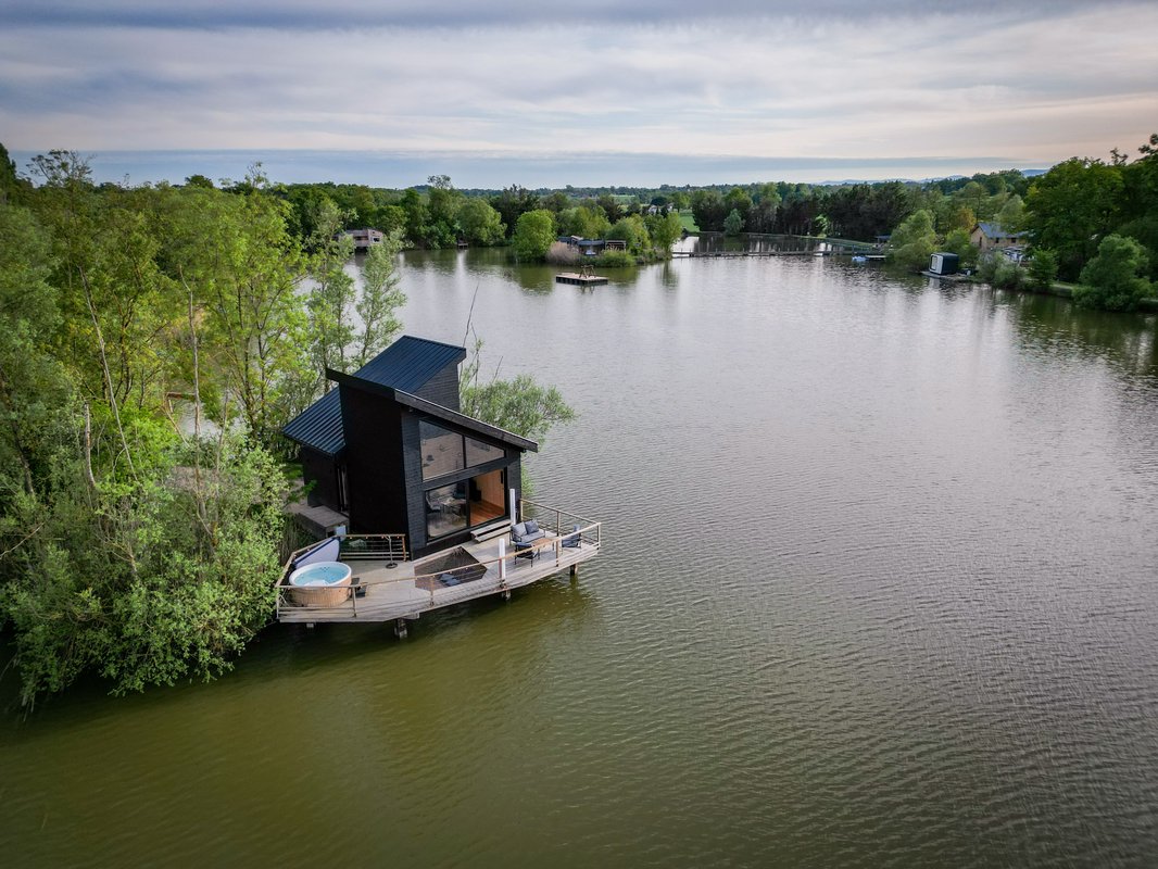 Cabane Spa  Design 6 pers à Bâgé-Dommartin (4)