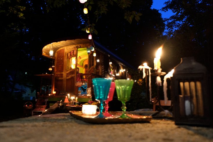 Hébergement AbracadaRoom : La Roulotte de Sandor - Image 2