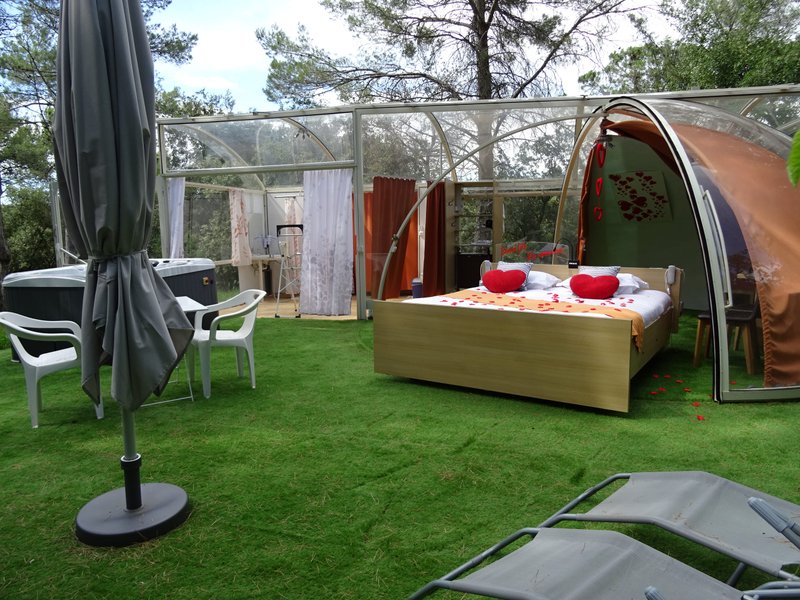 Hébergement AbracadaRoom : Bulle Spa sous les Pins - Image 11