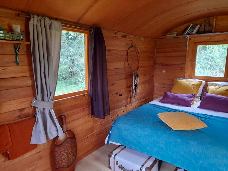 Hébergement AbracadaRoom : La Chamane Roulotte - Image 6