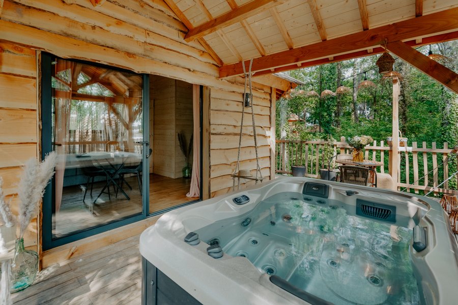 Hébergement AbracadaRoom : La Cabane Nid'Amour & Spa - Image 12