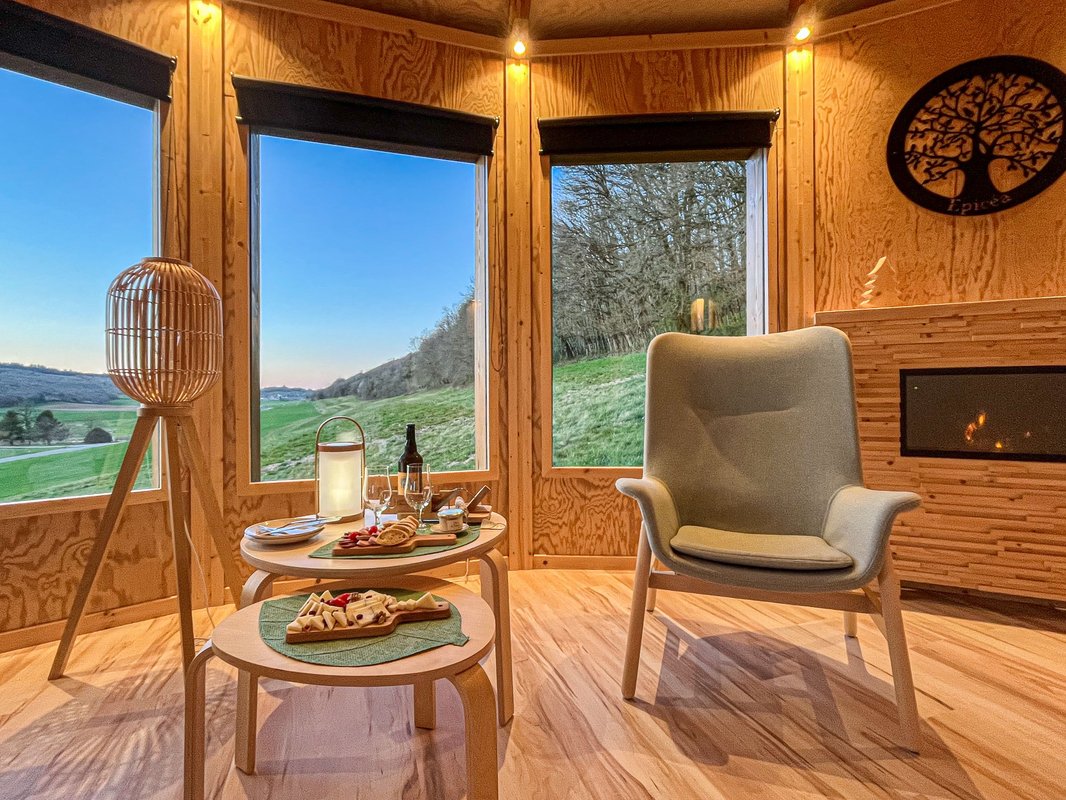 Cabane Épicéa & Spa à Rothonay (8)