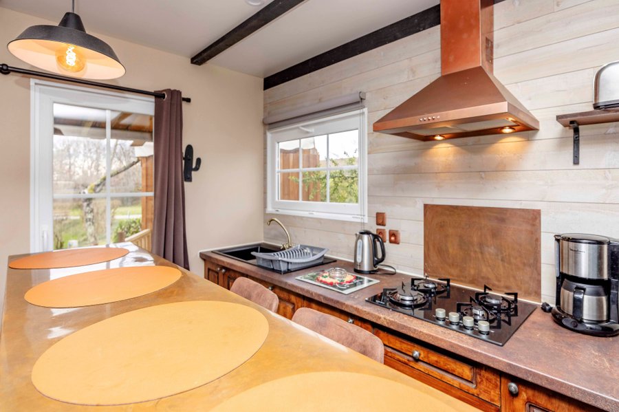 Hébergement AbracadaRoom : Mobil-home Saloon & SPA privatif - Image 10