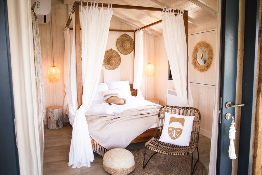 Hébergement AbracadaRoom : Cabane Chic Lacustre & Spa - Image 3