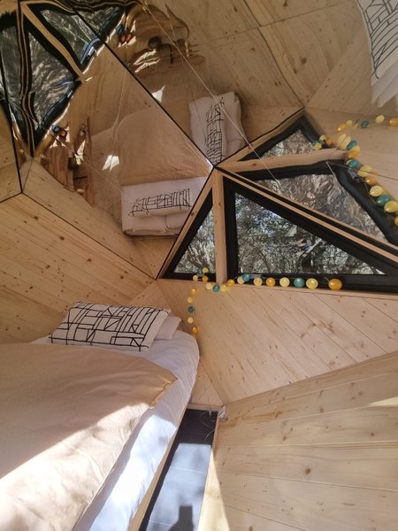 Hébergement AbracadaRoom : Le Miroir & filet suspendu - Image 9