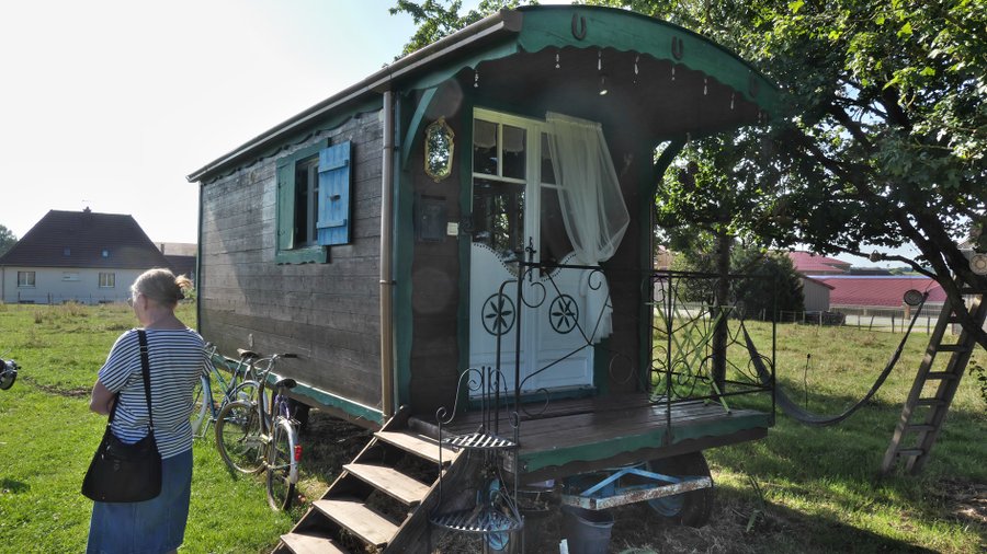 Hébergement AbracadaRoom : Roulotte du Jura Vert - Image 8