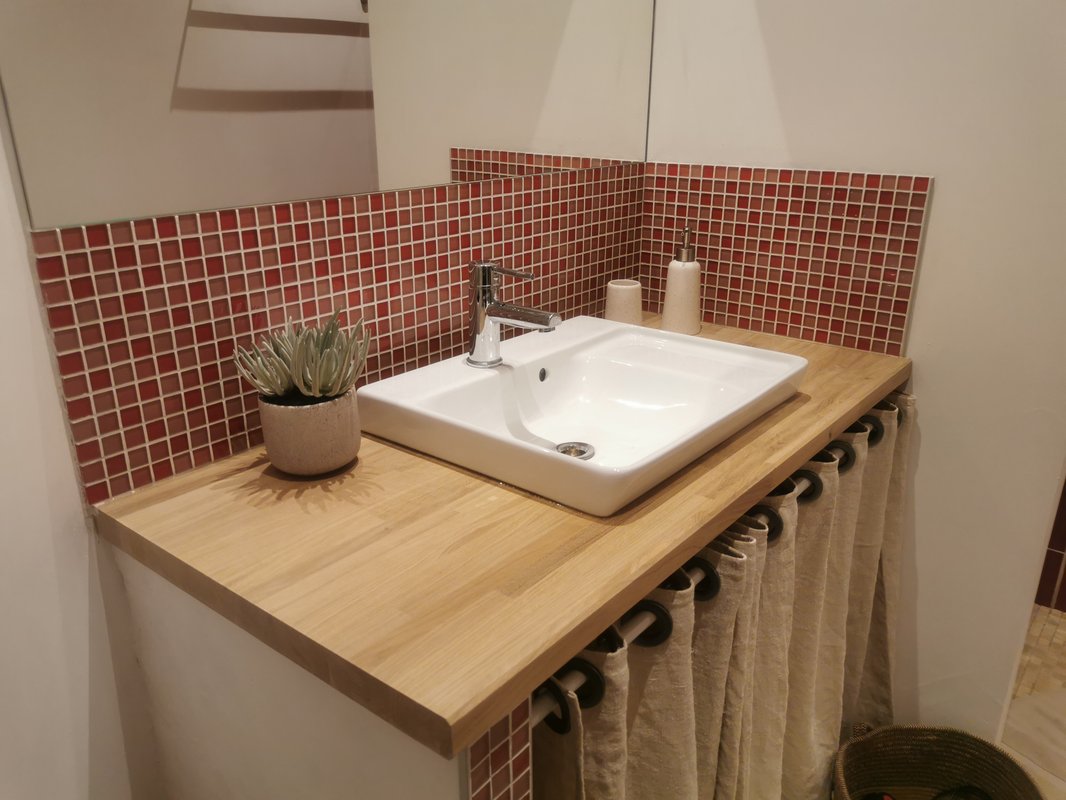Villa Font Vive - Chambre d'hôtes "L'Ibie" écologique avec piscine et cuisine à Grospierres (7)