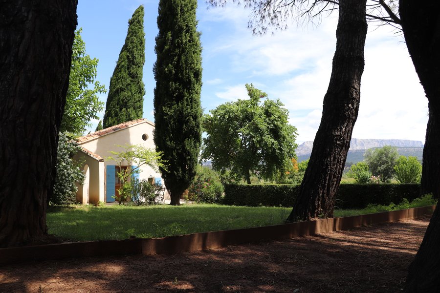 Hébergement AbracadaRoom : Joli cabanon provençal avec vue sur Sainte Victoire - Image 3