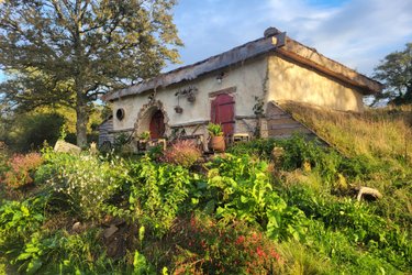 La maison "Sacquet" et son bain nordique à Saint Sulpice Les Feuilles (1)
