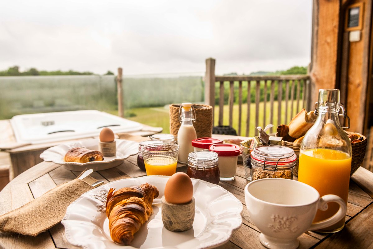 Cabane du Grand Chêne & Spa à Saint- Martin Des Combes (3)