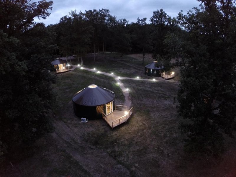 Hébergement AbracadaRoom : Yourte Royale - Image 2