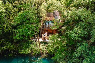 Cabane sur pilotis Haute-Saône