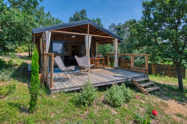Cabane sur pilotis La Dame du Château- spa privé à Villarzel Du Razès (4)