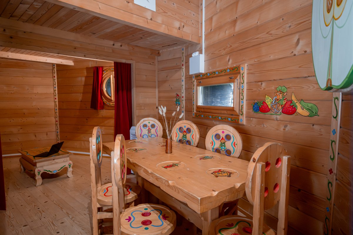 Maison Escargot : Hébergement insolite au Domaine de Dienné