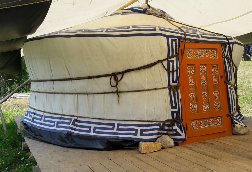 Hébergement AbracadaRoom : Yourte Altaï Séjour authentique auprès de huskies - Image 12