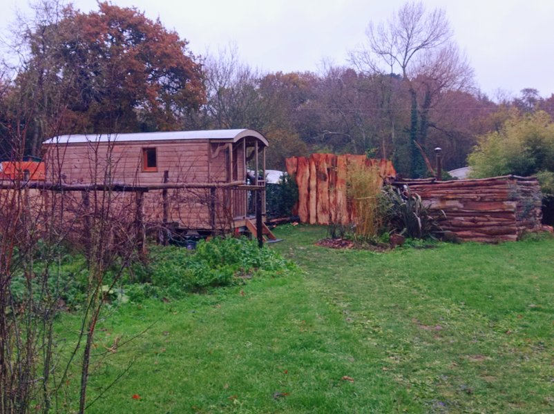 Hébergement AbracadaRoom : La roulotte de Val André - Image 1