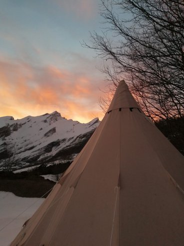 Hébergement AbracadaRoom : Tipi des Neiges en formule tout inclus ! - Image 2