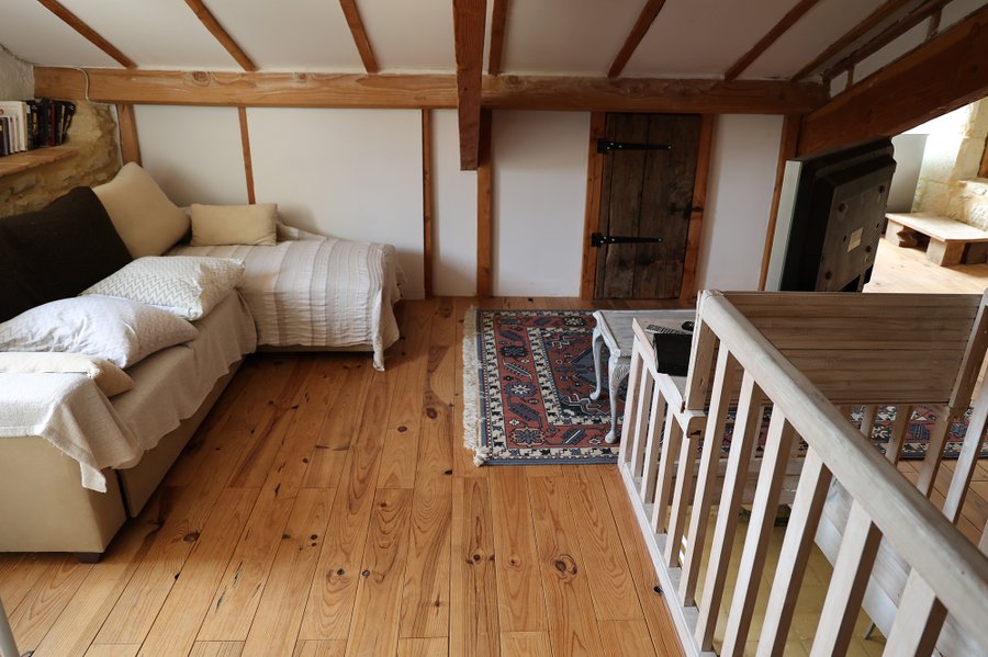 Hébergement AbracadaRoom : La Tour médiévale - 6 personnes - Image 9