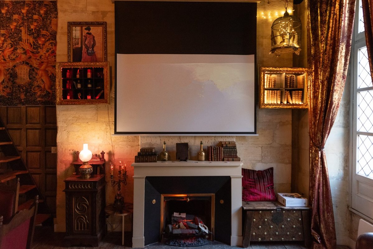 Appartement du sorcier - Immersif Cinéma laser films & Parking à Bordeaux (4)
