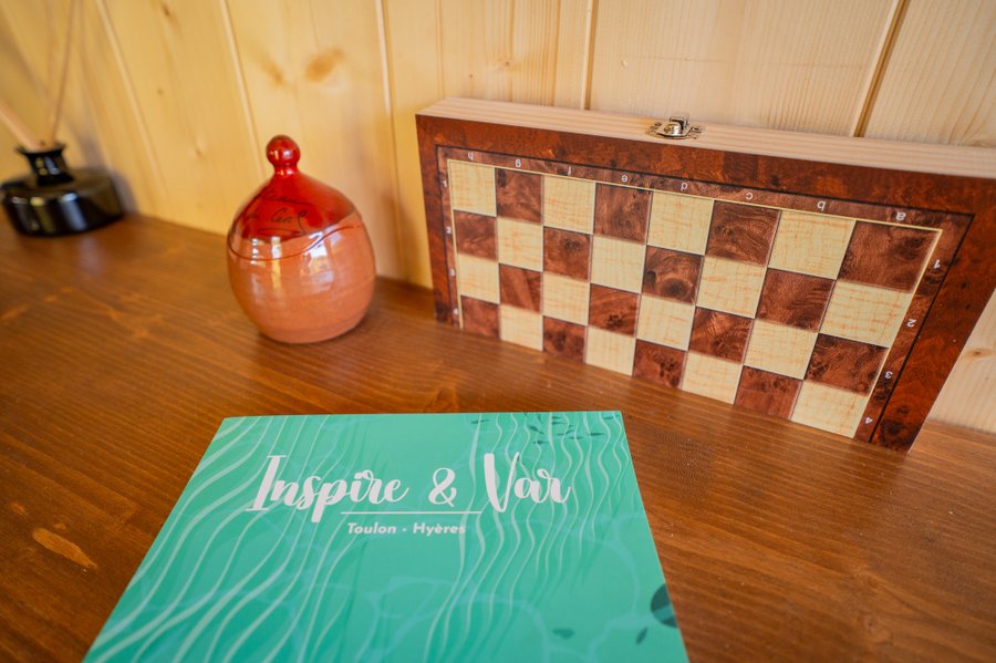 Hébergement AbracadaRoom : Coteaux du Castellas - À 10 min de la Mer & Plages - Image 25