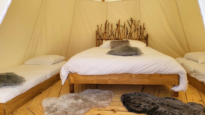 Hébergement AbracadaRoom : Le Tipi Vue sur Etang - Image 12
