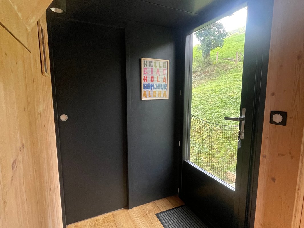 Cabane Etxe ttipia avec vue panoramique à Banca (21)