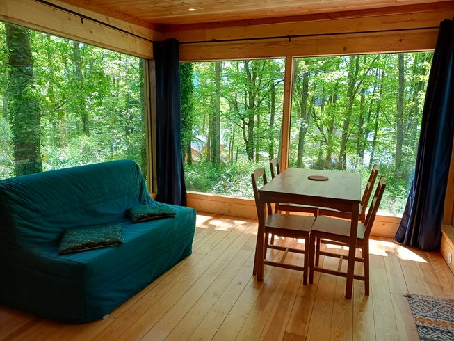 Hébergement AbracadaRoom : Cabane de la Forêt au bord d'un lac - Image 3