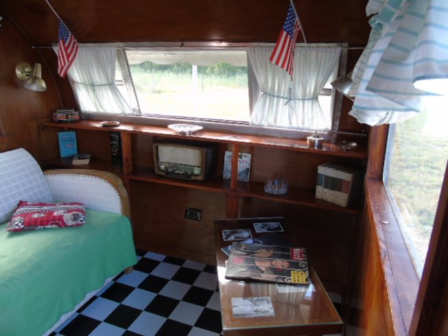 Hébergement AbracadaRoom : Caravane des 50's - Image 3