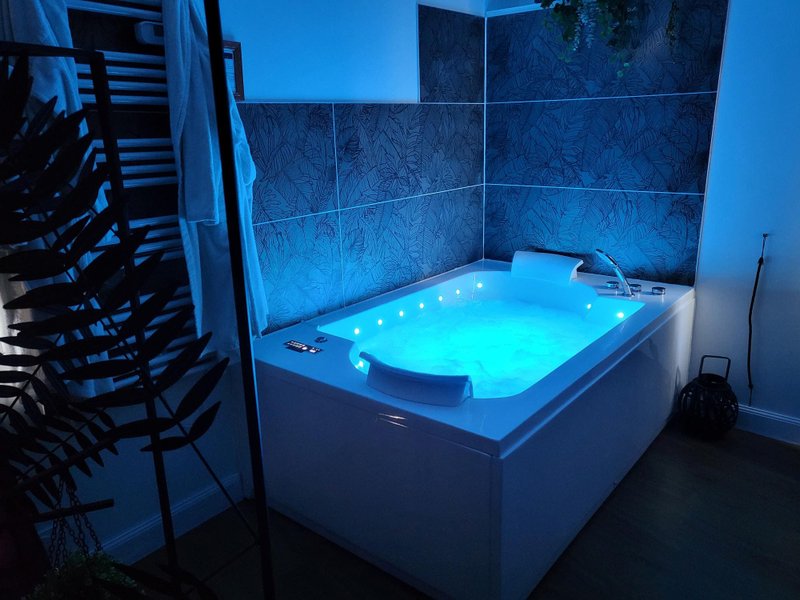 Hébergement AbracadaRoom : Love home & Balnéo - Image 9