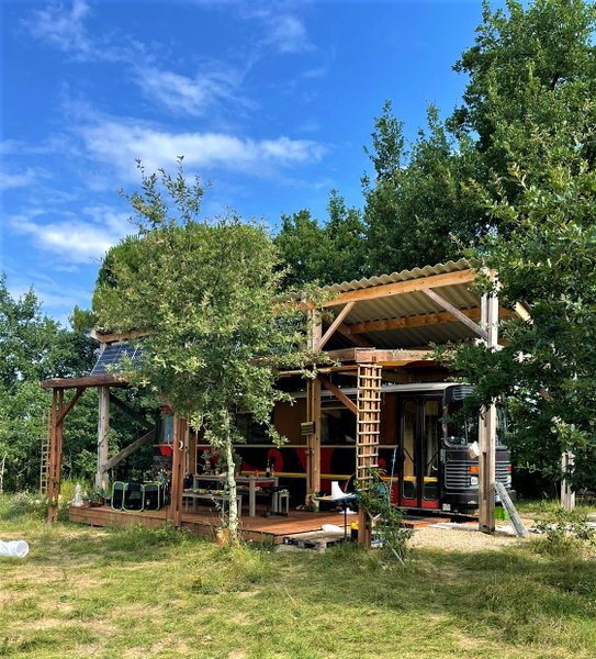Hébergement AbracadaRoom : Le Bus du bois de Mondon - Image 20